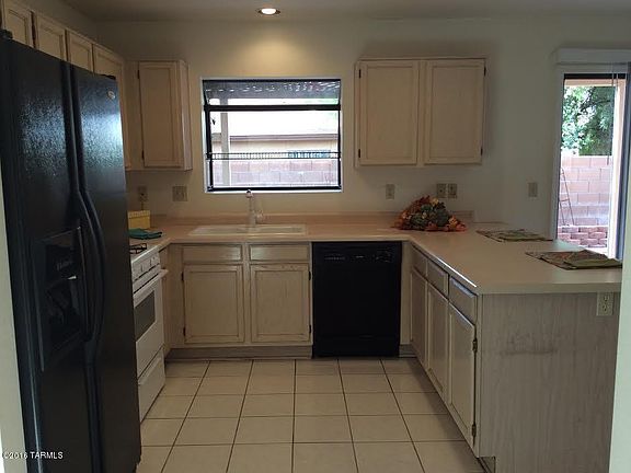 3rd image of 3075 W Country Meadow Dr