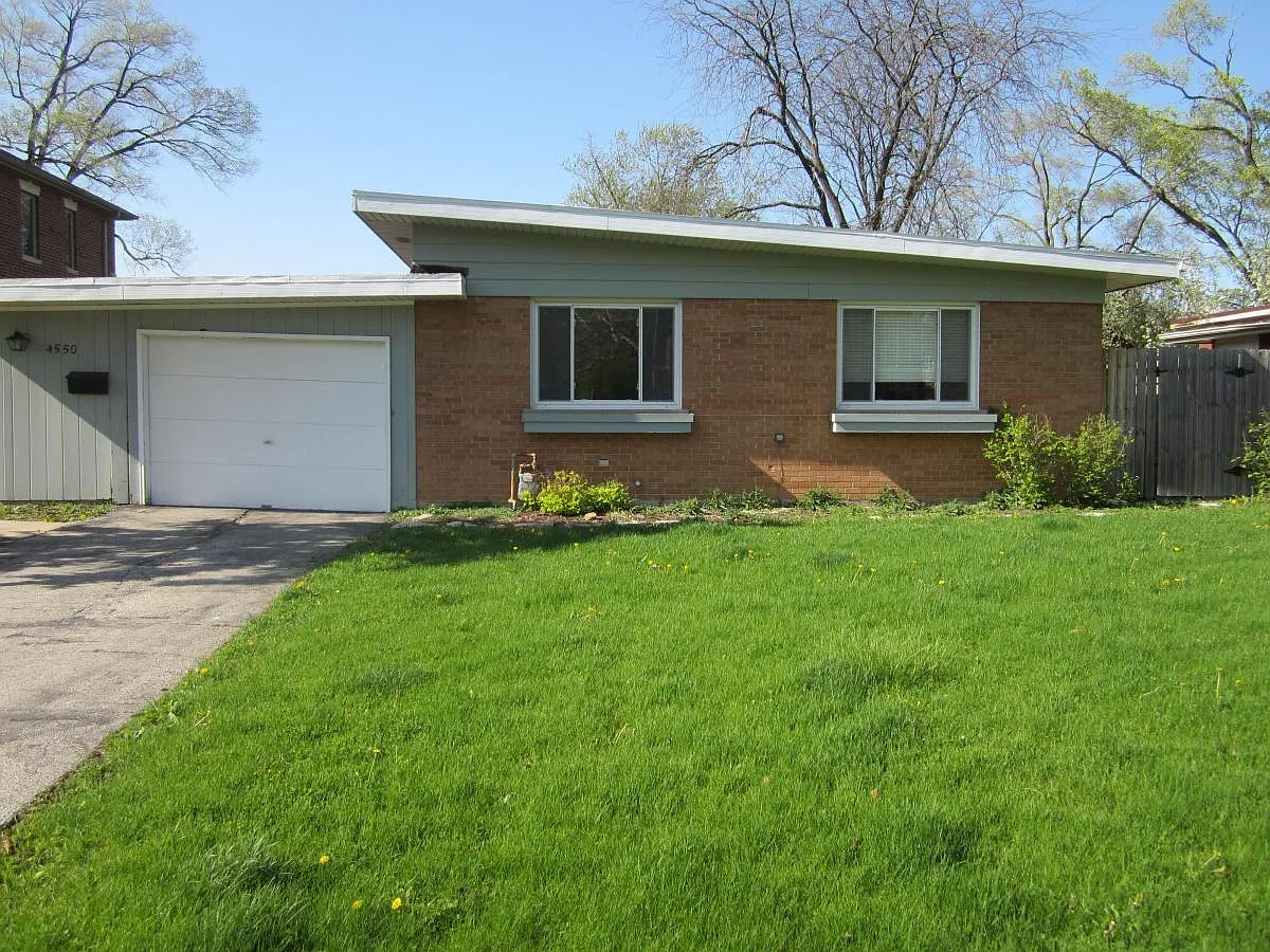 4550 Lilac Ave photo 1
