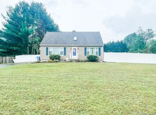 27 Black Hill Rd, Plainfield, CT 06374