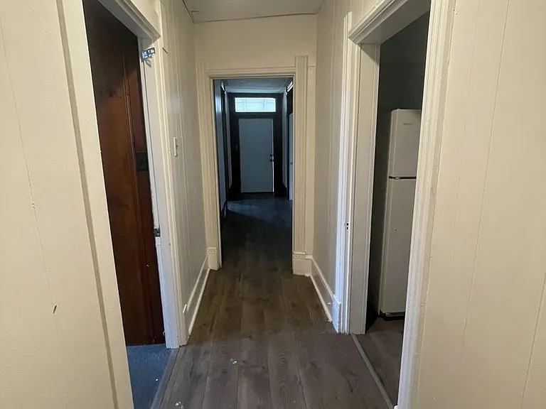 271 Locust Ave — Photo 9