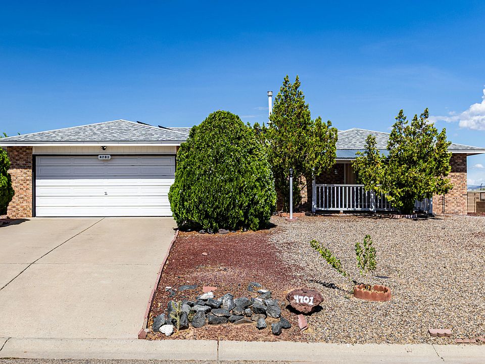 1st image of 4701 Aqua Marine Dr NE
