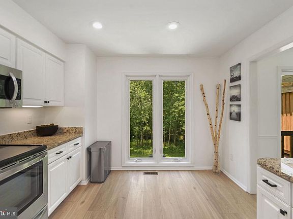 5th image of 9602 Coffer Woods Pl