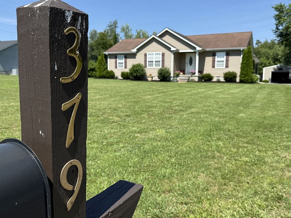 1st image of 379 Williams Rd
