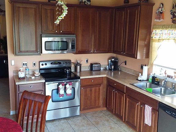 4th image of 2060 Victoria Falls Dr