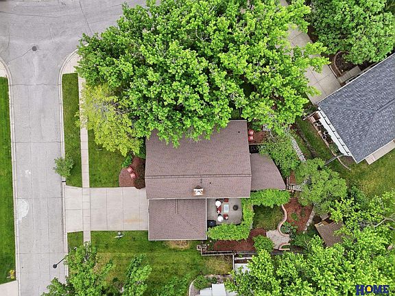3rd image of 6500 Applewood Dr