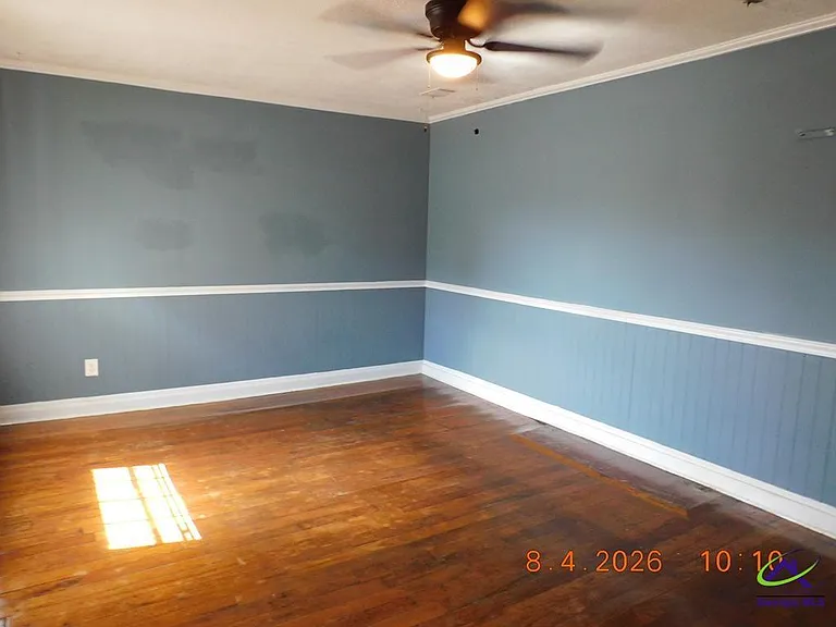 715 McArthur Blvd — Photo 2