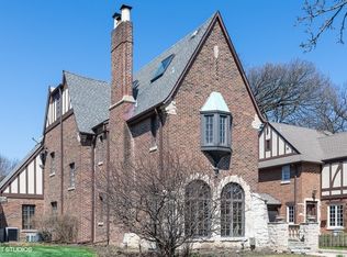 6060 N Kirkwood Ave, Chicago, IL 60646