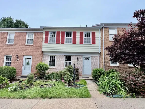 214 Pender Pl, Rockville, MD 20850
