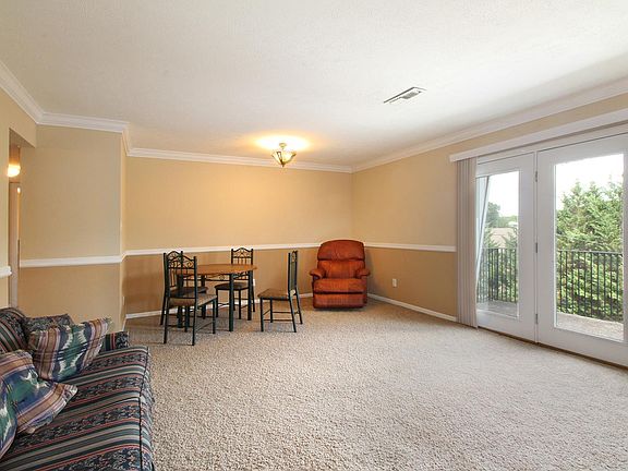 4th image of 1617 Woodrow Dr APT 511