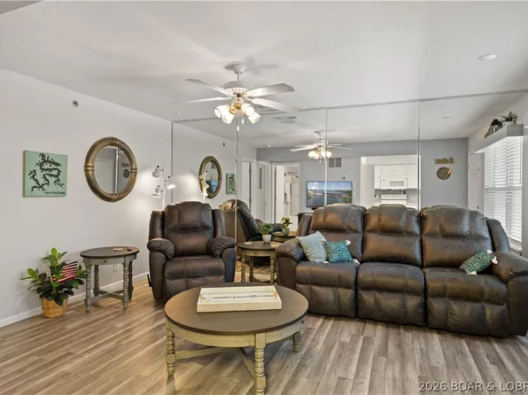 40 Lighthouse Rd Unit 1302, Lake Ozark, MO 65049