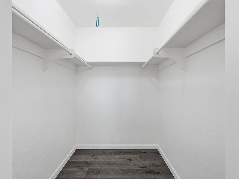 1329 N 48th St #5 — Photo 10