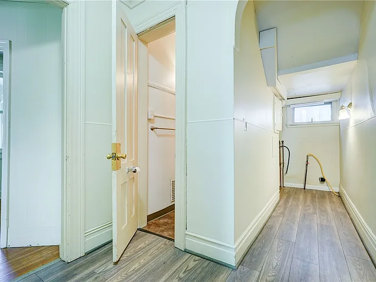 14 Vick Park #A — Photo 9