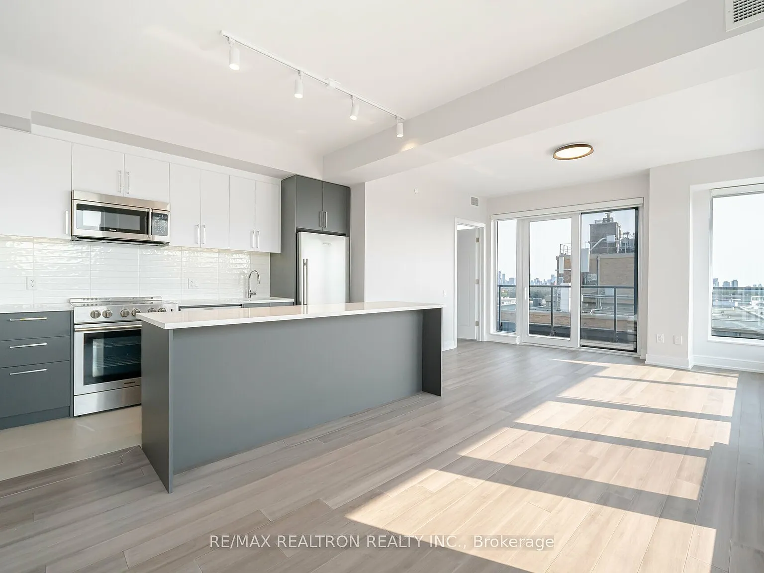 2 bed, $3,795 — Photo 2