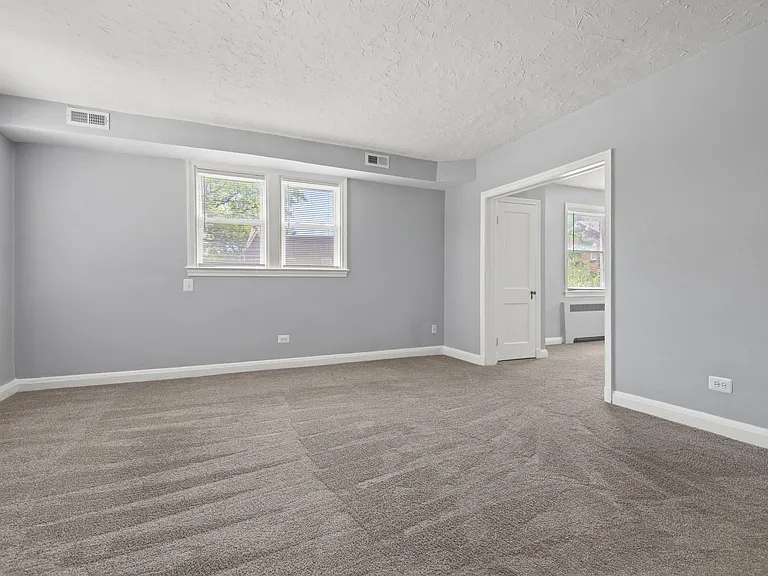 2600 N Longwood St #1 — Photo 12