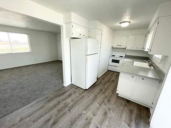 2nd image of 1119 & 1121 W Westwood Dr #1121