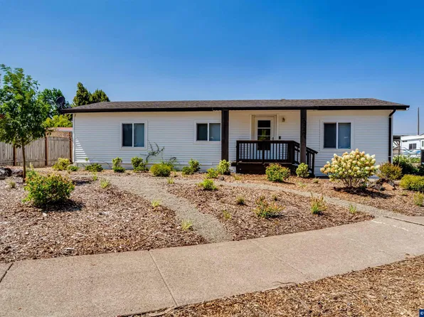 2226 32nd St, Springfield, OR 97477