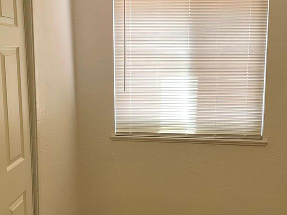 2nd image of 5049 E Lane Ave #202