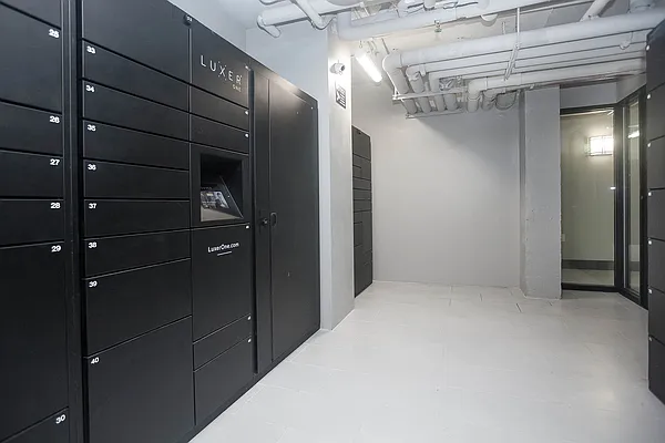 Rented by Bohemia Realty Group | media 9