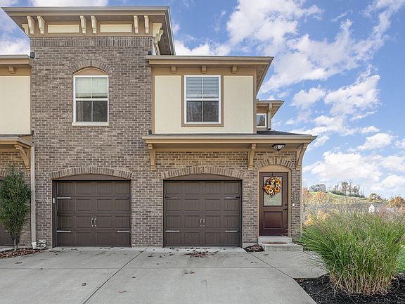 3rd image of 2455 Rolling Hills Dr