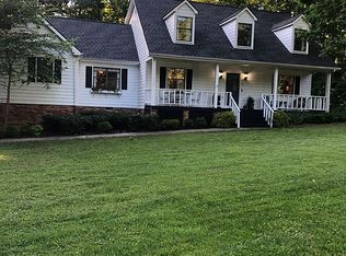 3 Ridgerock Dr, Signal Mountain, TN 37377