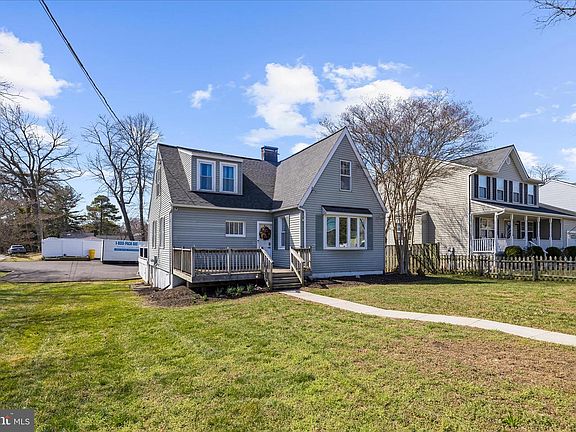 3rd image of 1217 Valley Rd