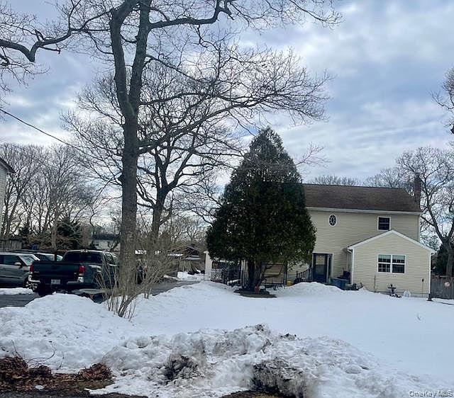 1st image of 120 Stackyard Drive