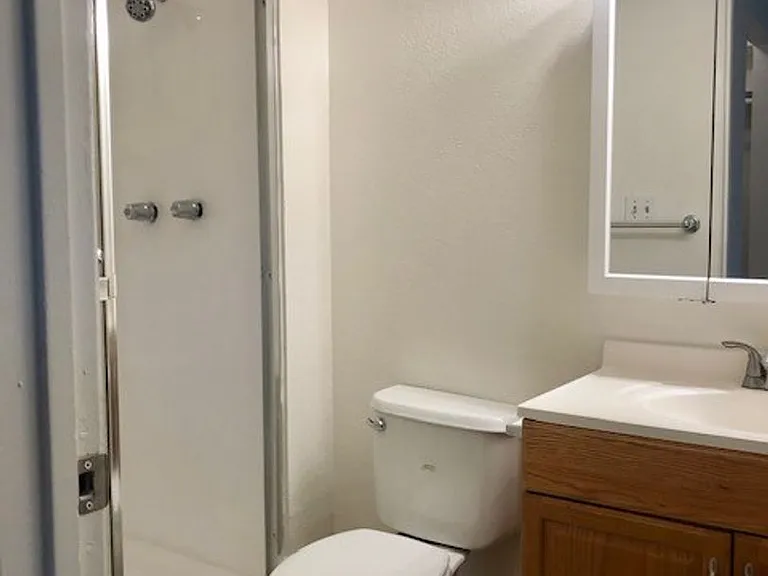 7521 Blackthorne Way — Photo 22