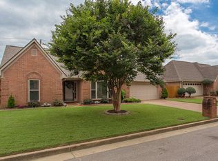 8539 Shingle Oaks Dr, Cordova, TN 38018