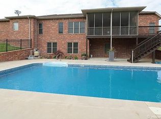 1541 Sloan Creek Ln, Cape Girardeau, MO 63701