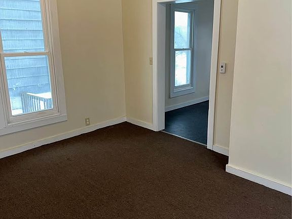 2nd image of 102 Fairview Ave