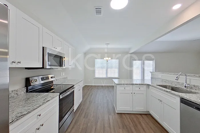 1883 Landing Pl — Photo 7