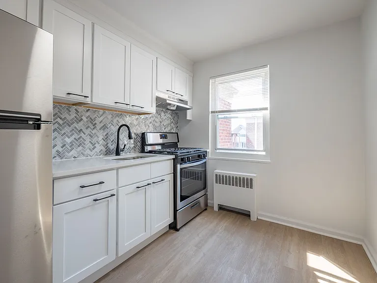 246 Edgar Pl — Photo 14