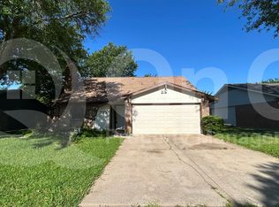 3113 Wayfarer Rd, Bedford, TX 76021