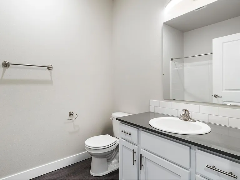 Arbor Crest Apartments — Photo 10