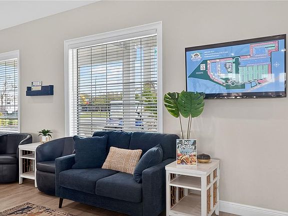 5th image of 237 Horizon RD