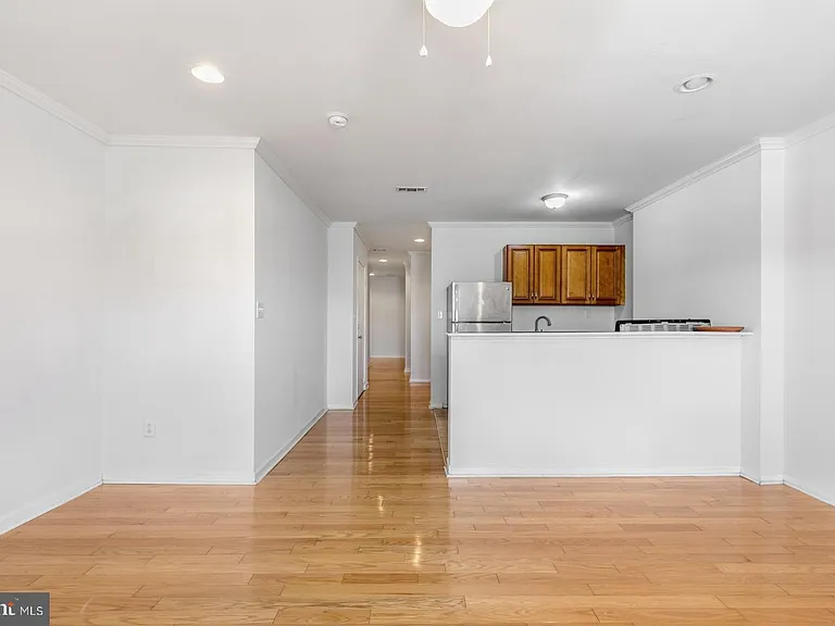 2024 Ridge Ave #2 — Photo 2