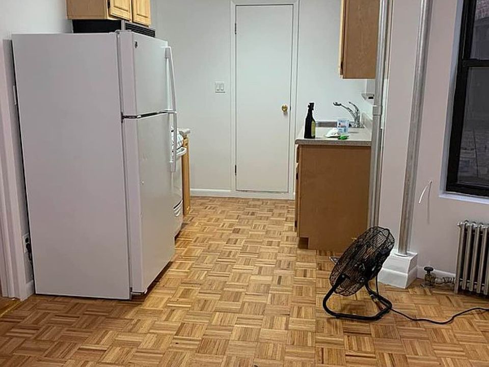 1st image of 369 Broome St APT 16