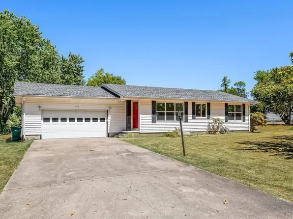 102 Allen Pl, Farmington, AR 72730