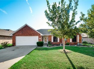 710 Clover St, Midlothian, TX 76065