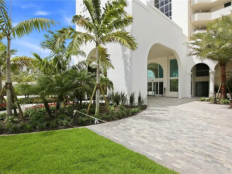 5550 Heron Point Dr #503 — Photo 39