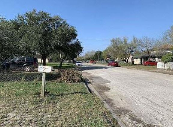 5th image of 103 W A Ave