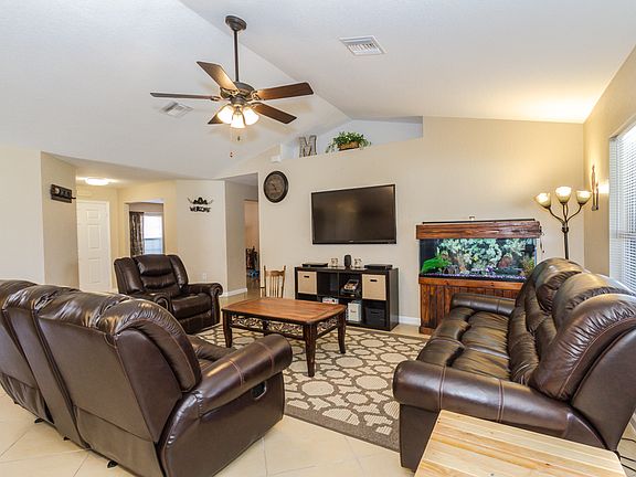 5th image of 405 Windermere Dr