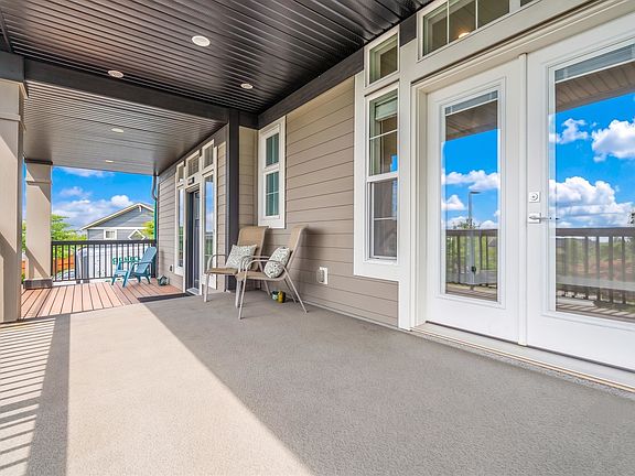 3rd image of 3501 Bishop Pl