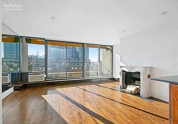2nd image of 130 Barrow St Penthouse 50