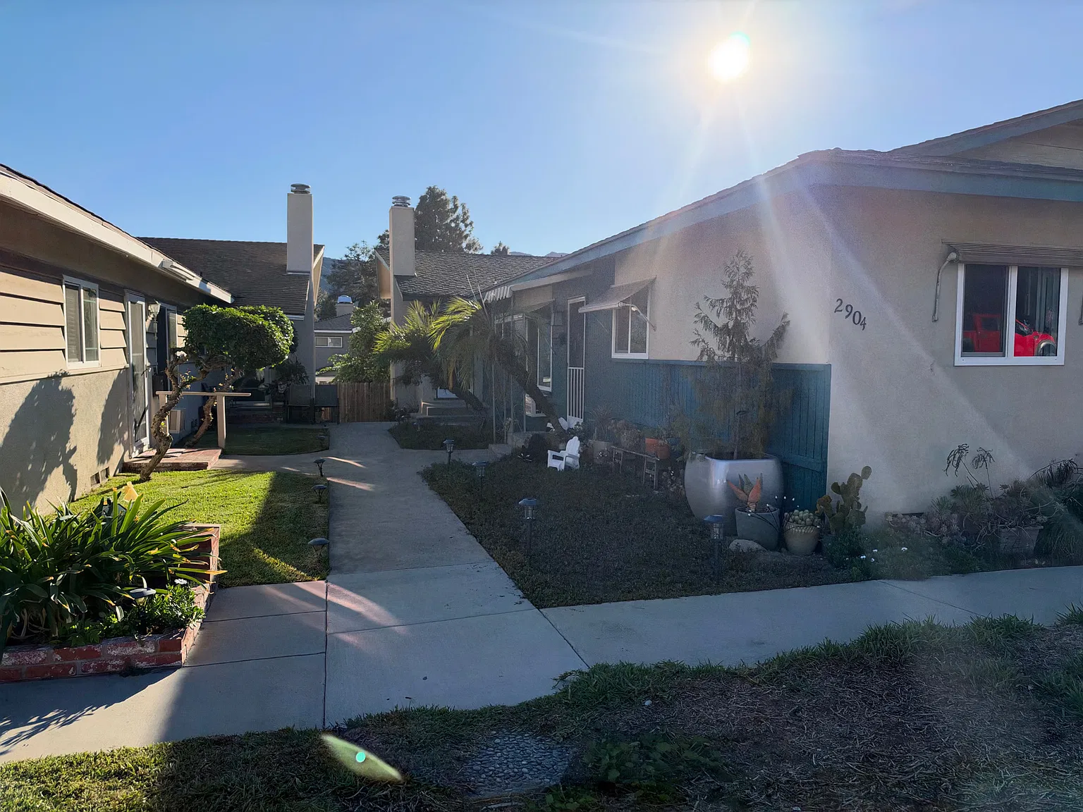 3 bed, 1032 sqft, $3,500 — Photo 2