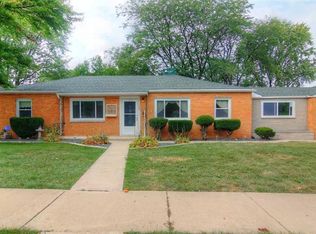 509 S Dexter Dr, Crown Pt, IN 46307