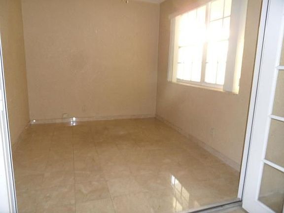 5th image of 3960 NW 185th St