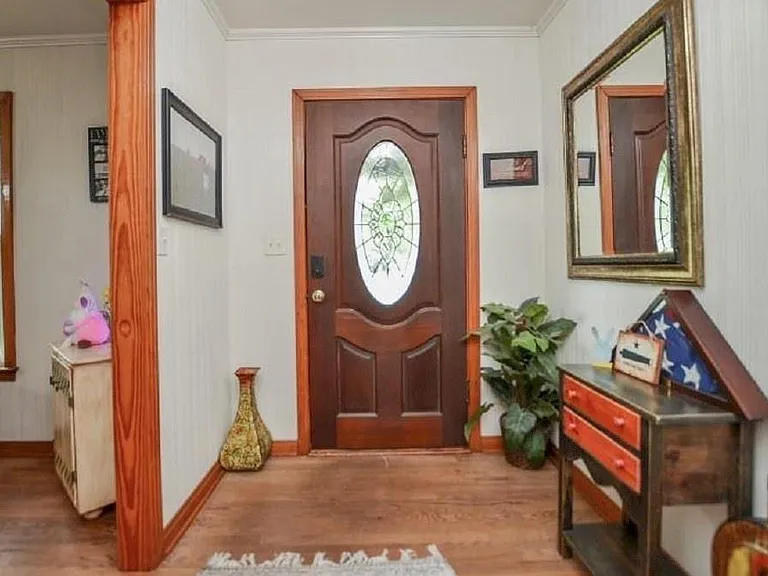 1116 N Meyer St — Photo 5