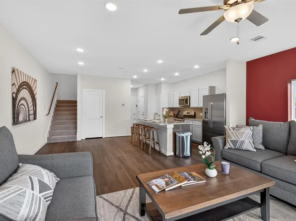 9118 Highland Northern Way, Houston, TX 77088