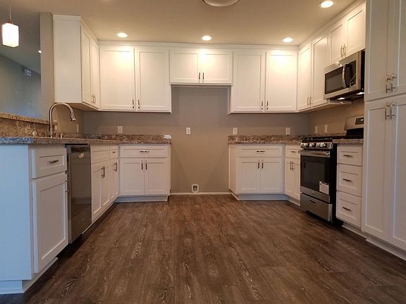 5th image of 809 North St